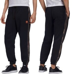 Adidas Camo Side Stripe Jogger Sweatpants with Orange Logo Mens 2XL Sweatpants